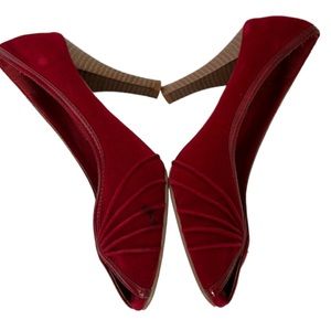 Red Velour Steve and Barry Heels Women 7